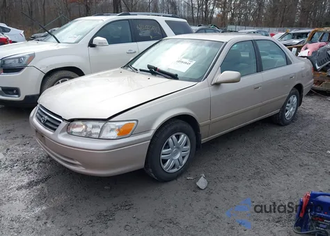 2000 Toyota Camry Le from USA, damaged, VIN 4T1BG22K8YU975005